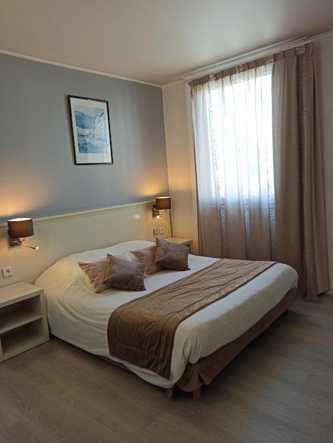 לה קיוטאט Hotel Restaurant Miramar L'Orchidee מראה חיצוני תמונה
