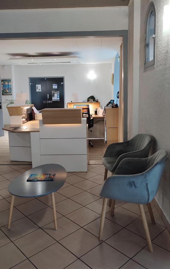 לה קיוטאט Hotel Restaurant Miramar L'Orchidee מראה חיצוני תמונה