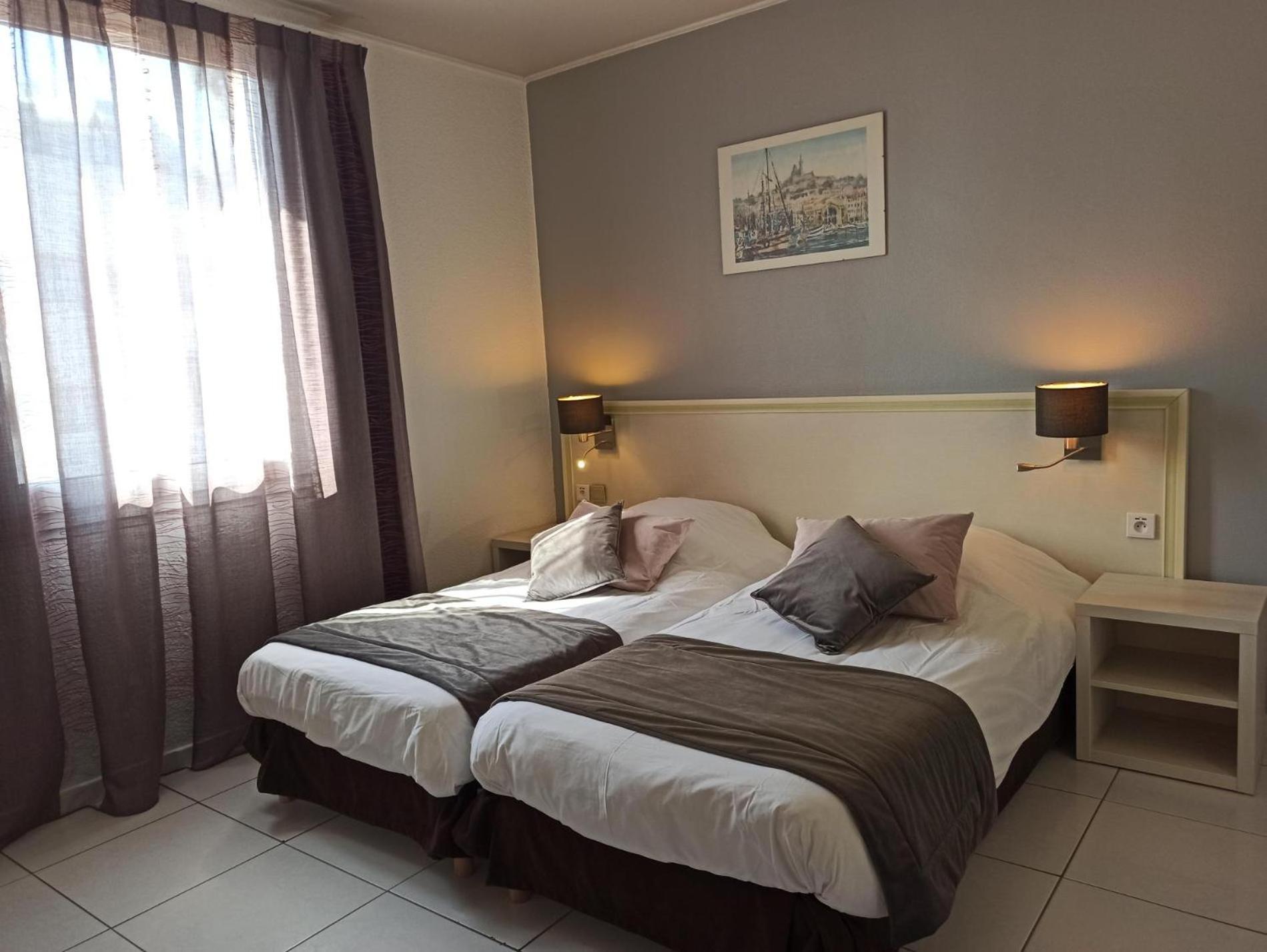 לה קיוטאט Hotel Restaurant Miramar L'Orchidee מראה חיצוני תמונה