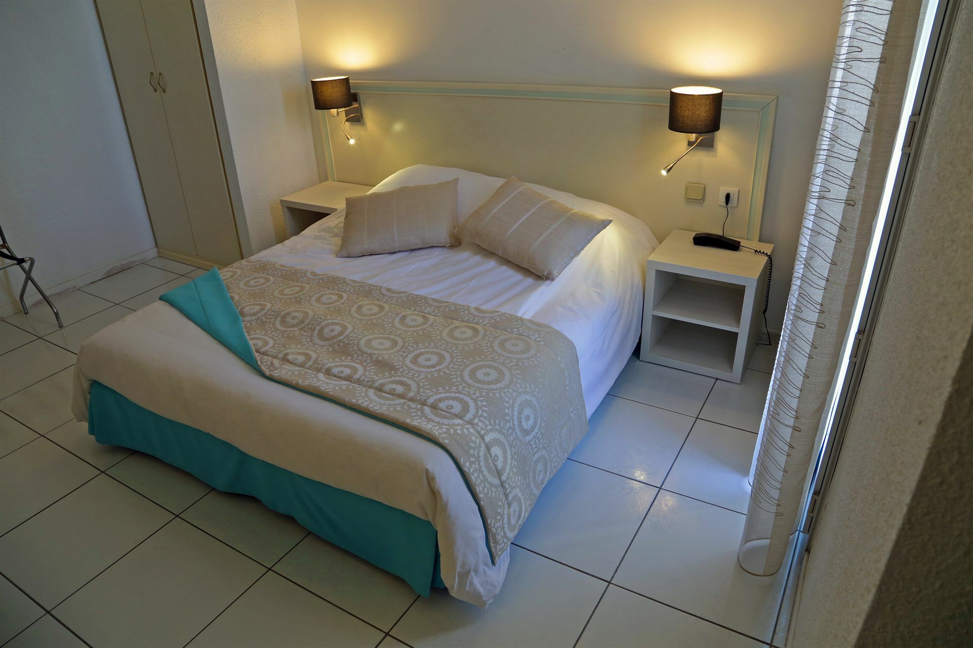 לה קיוטאט Hotel Restaurant Miramar L'Orchidee מראה חיצוני תמונה
