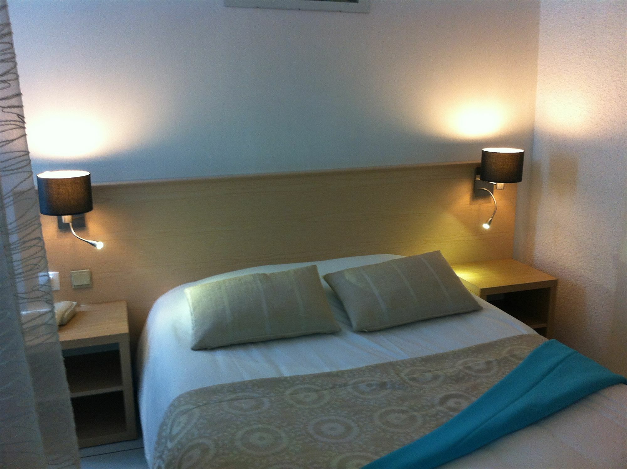 לה קיוטאט Hotel Restaurant Miramar L'Orchidee מראה חיצוני תמונה
